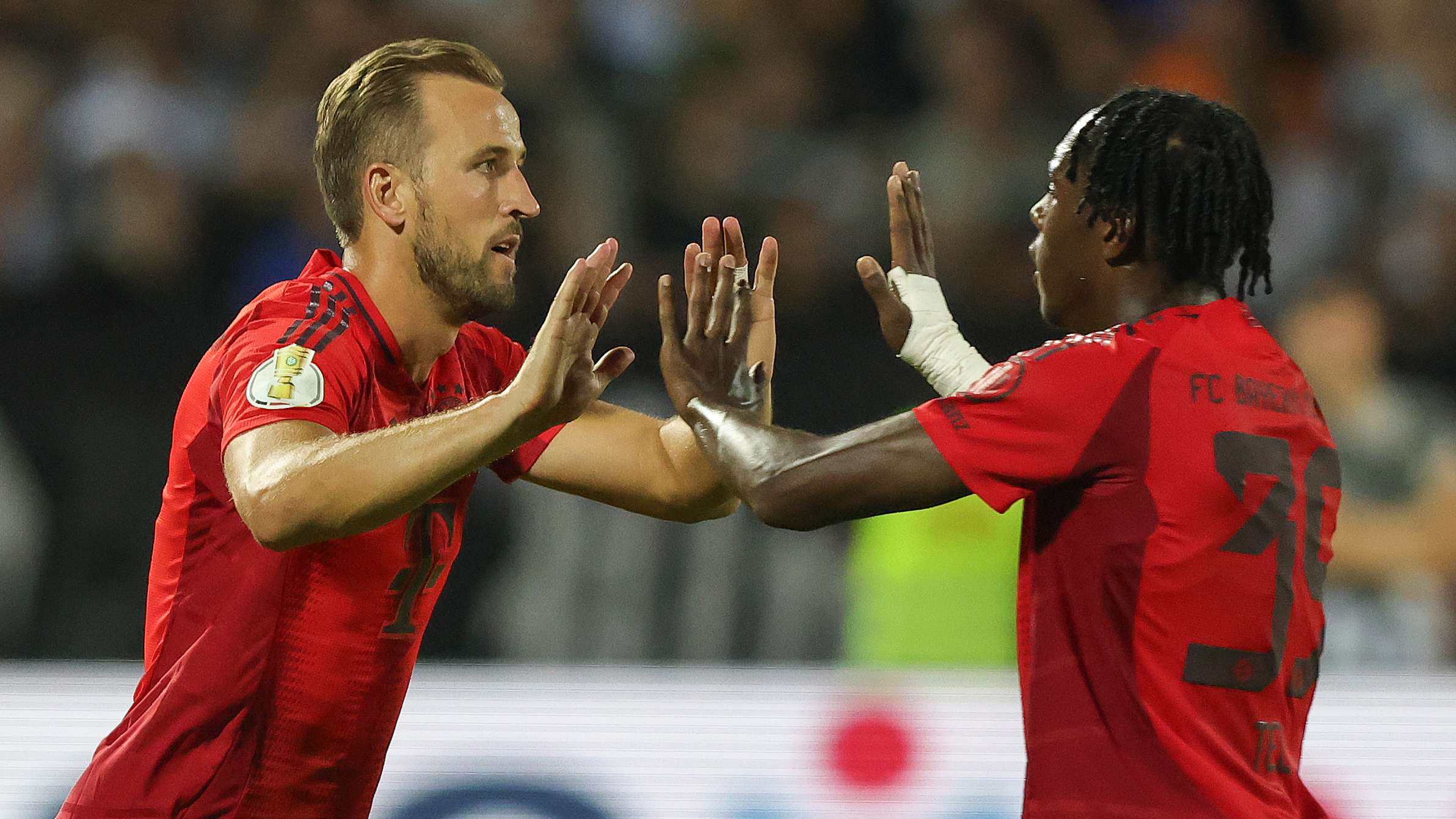 他们通过出 他们通过出